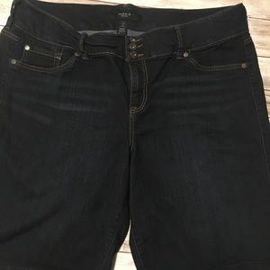 Torrid 3 button shorts dark wash